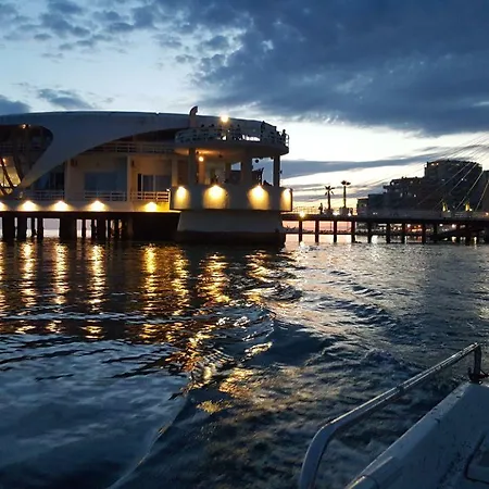 Hotel Ventus Harbor 4*