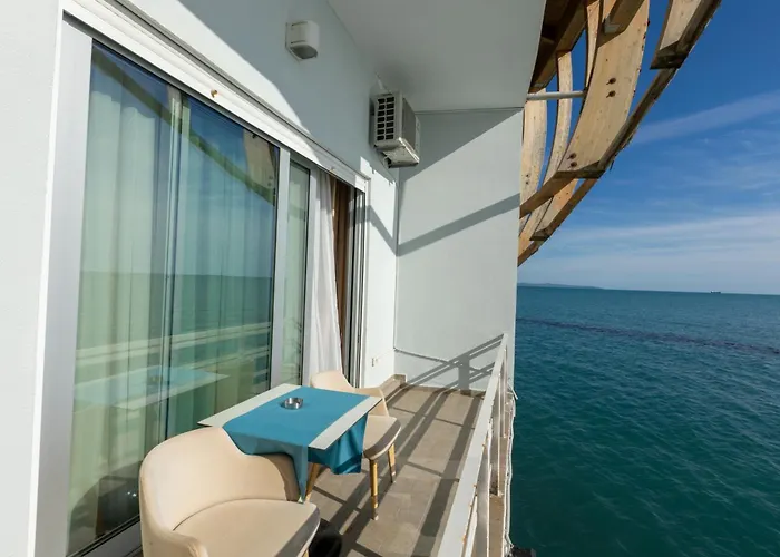 Hotel Ventus Harbor 4*