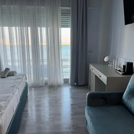 Hotel Ventus Harbor