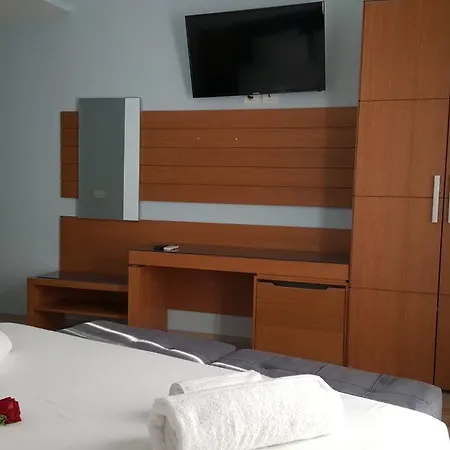 Ventus Harbor 4* Durrës
