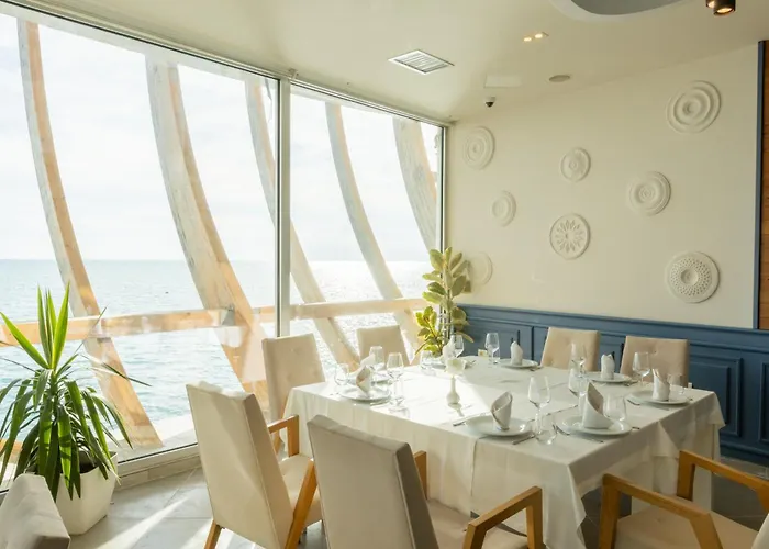 Hotel Ventus Harbor 4*