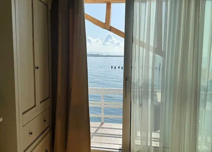 Ventus Harbor 4*